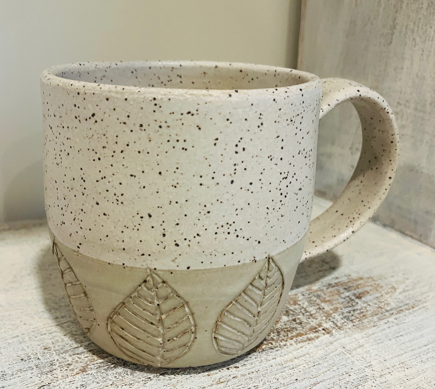 Textured Carved Leaves Mug